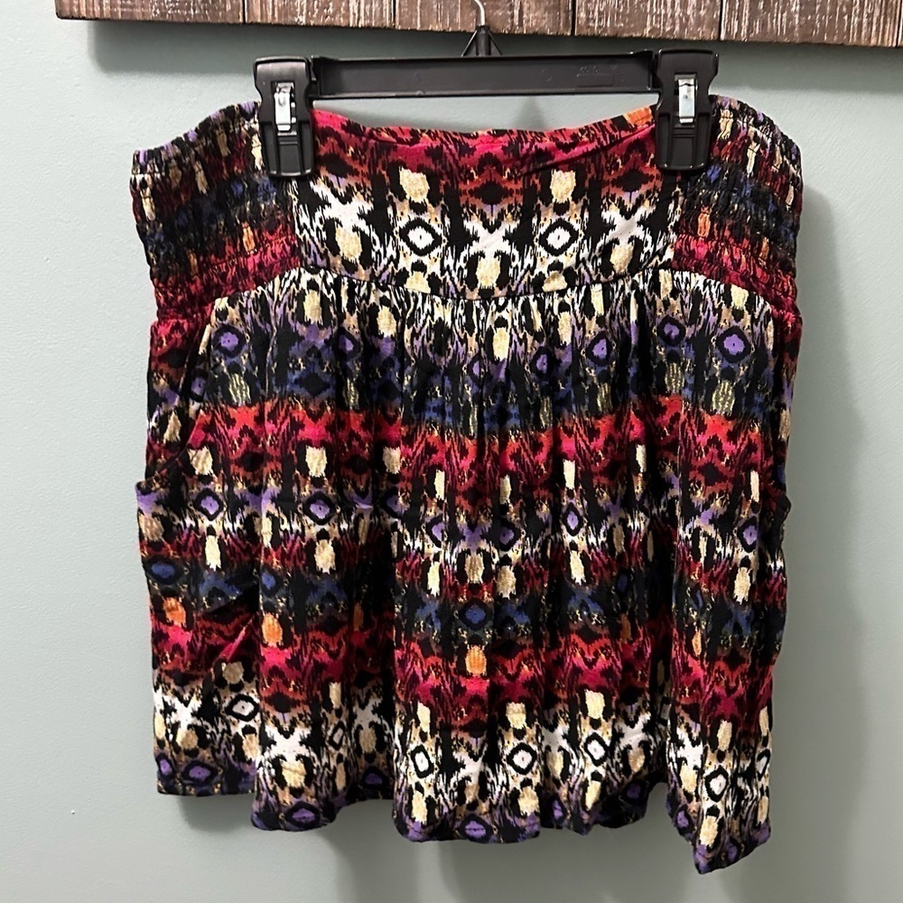 Xhiliration colorful pleated flippy skirt large